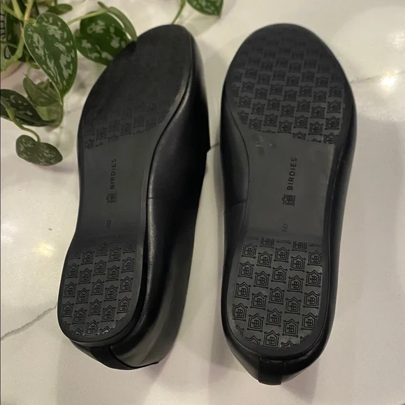 Birdies || The Starling Black Leather Loafer - Picture 13 of 15